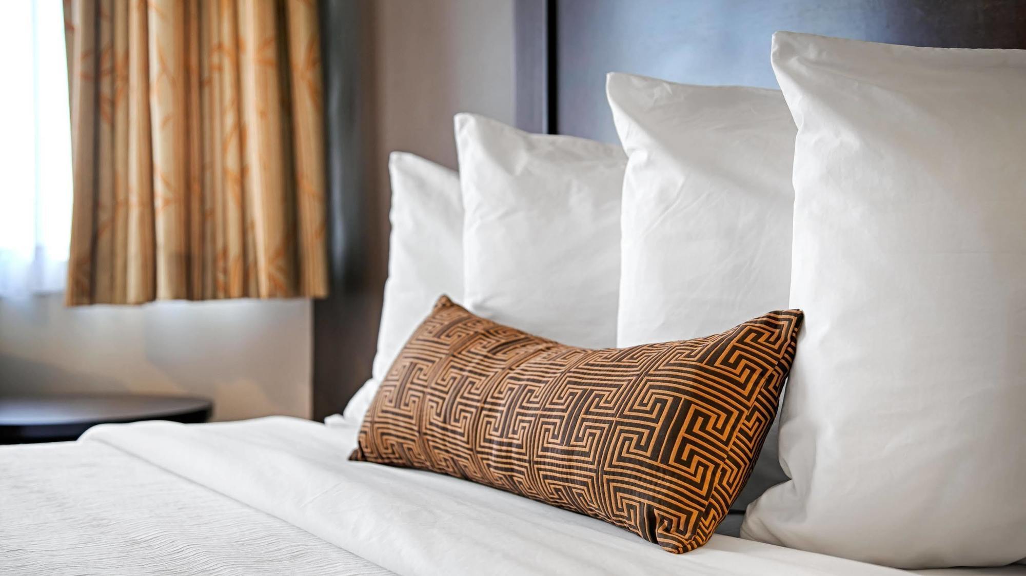 Hotel Western Dragon Gate 3*